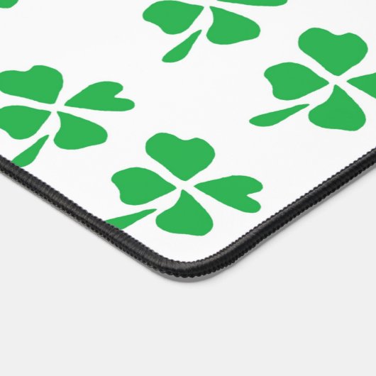 Vert quatre feuilles de trèfle blanc (Coin)