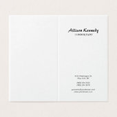 Verticaal zwart-wit borstelscript minimalistisch visitekaartjes (Buitenkant ongevouwen)