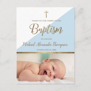 Verticale achterkant blauwe baby jongen foto doop briefkaart
