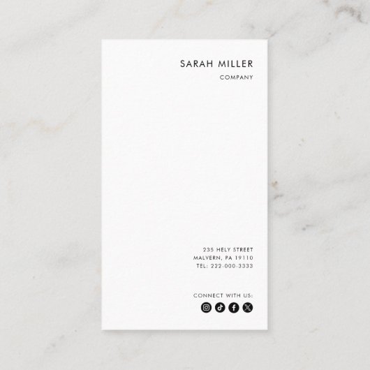 Verticale consultant minimalistische formele zwart visitekaartje (Achterkant)