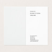 Verticale minimalistische effen moderne witte tren visitekaartjes (Buitenkant ongevouwen)