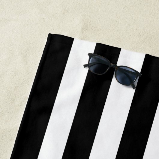 verticale strepen, zwart en wit, gestreept strandlaken (In situ)