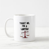 Vertrouw me als advocaat koffiemok (Links)