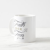 Vertrouwen over angst koffiemok (Voorkant links)