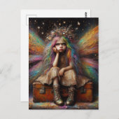 Verveelde fee zit op koffer briefkaart (Voorkant / Achterkant)