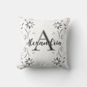 Vervlogen zwart-wit bloemmotief met gepersonalisee kussen
