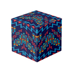 Vervormd, abstract ontwerp van vormen kubus