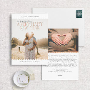 Verwacht een zeer gelukkig Nieuwjaar Foto Zwangers Feestdagenkaart