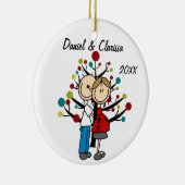 Verwachte aangepaste feestdag voor paar keramisch ornament (Rechts)