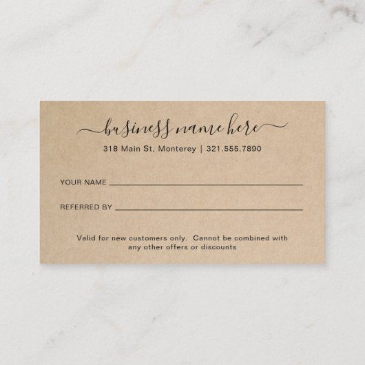 Verwijs een Vriend Elegant Manuscript Bruin Rustic Aanbevelingskaartje (Achterkant)