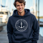 Veste À Capuche Bordure de la corde d'ancrage du nom du capitaine<br><div class="desc">Chemise sweat - shirt à capuche bleu marine avec une élégante ancre et un emblème de corde avec votre nom personnalisé et nom de bateau.</div>