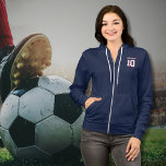 Veste À Capuche Numéro de nom personnalisé Drop Shadow Sports<br><div class="desc">Le nom, le nombre et l'ombre portée sont personnalisables afin que vous puissiez rendre ce sweat - shirt à capuche aussi spécifique que vous le souhaitez. Pour les mamans qui vivent le rêve et qui sont mère de football à temps plein, arbitre à temps partiel, et tout coeur pom-pom girl!...</div>