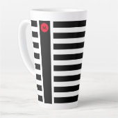 Vet zwarte witte strepen met klein rood monogram latte mok (Linkerhoek)