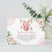 Vêtements roses Livres pour carte bébé (Debout devant)