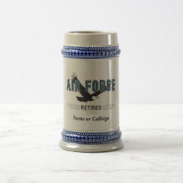 Veteraan van de luchtmacht in ruste bierpul