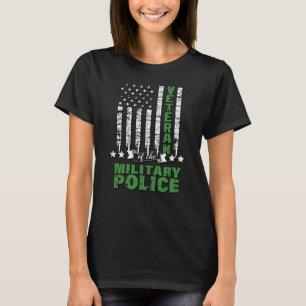 Veteraan van de militaire politie - VS - vlag T-shirt