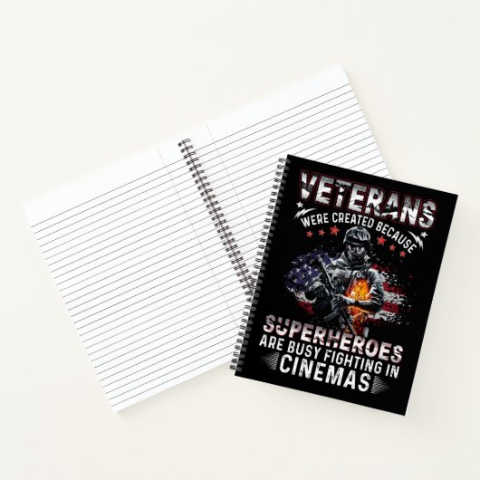 Veteranen Omdat Superhelden Bezig in Bioscopen Notitieboek (Binnen)