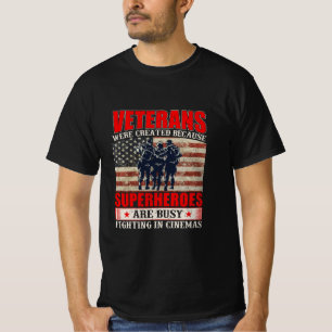 Veteranen omdat superhelden bezig zijn in Cinemas T-shirt
