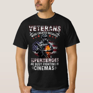 Veteranen omdat superhelden bezig zijn in Cinemas T-shirt
