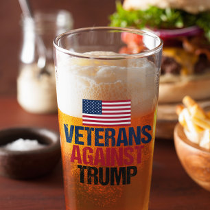 Veteranen tegen Trump Glas
