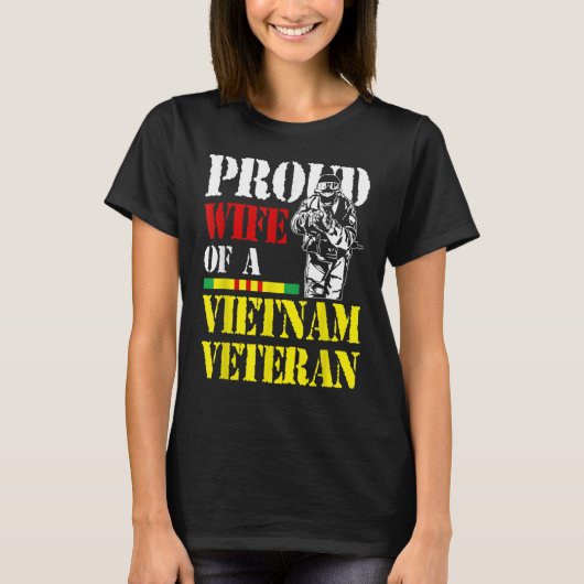 Veteranenvrouw uit Vietnam T-shirt (Voorkant)