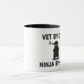 VETERINARIAN NINJA COFFEE MUG MOK (Midden)