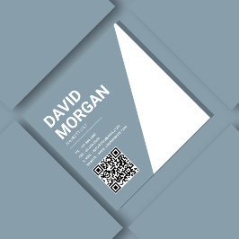 Vetgedrukte scripttypografie QR-code Dusty Blue Vierkante Visitekaartje