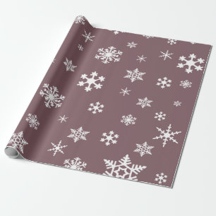 Vette witte sneeuwvlokken op de Mauve Pink Holiday Cadeaupapier