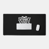 Vibes éffrayantes uniquement Halloween Sloth T-Shi (Clavier et souris)