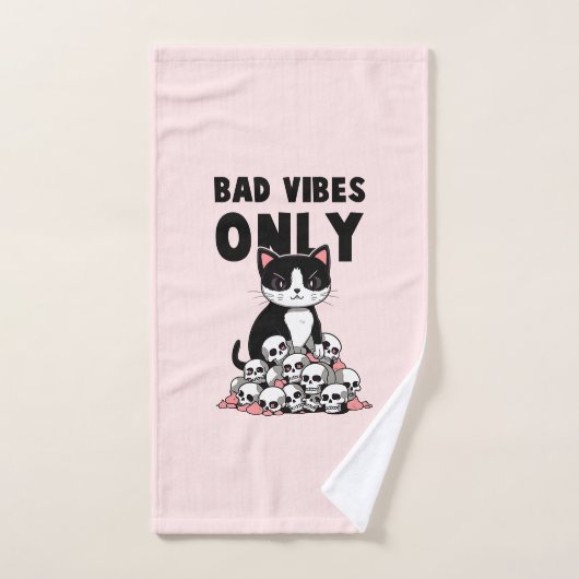 Vibes incorrectes uniquement - Chat et crânes (Serviette à main)