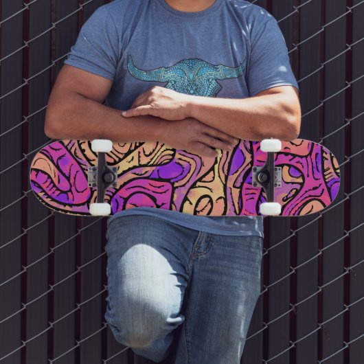 Vibrant Abstract Skateboard (Buiten 3)