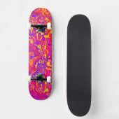 Vibrant Camo Skateboard (Voorkant)