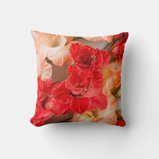 Vibrant Gladiolus flowers Kussen (Voorkant)