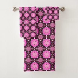 Vibrant pink and purple geometric pattern Towel Bad Handdoek