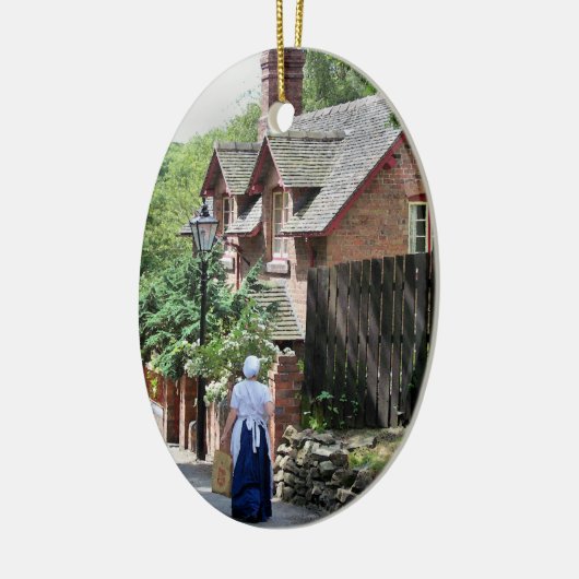 VICTORIAANS ENGLAND KERAMISCH ORNAMENT (Links)