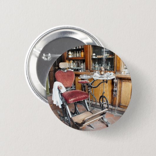 VICTORIAANS ENGLAND RONDE BUTTON 5,7 CM (Voorkant /achterkant)