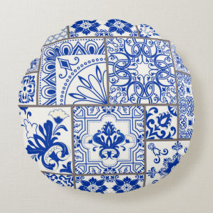Victoriaans Majolica: Patchwork Tegel Pattern. Rond Kussen