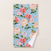 Victoriaans Rozen op een blauwe achtergrond Bad Handdoek (Handdoek)