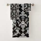 Victorian Black and White Damask Pattern (En situation)