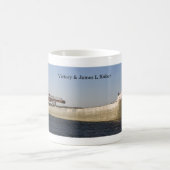Victory & James L. Kuber photo complète LLC mug (Centre)