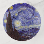 Vide-poche Vincent Van Gogh Starry Nuit Vintage Art<br><div class="desc">Vincent van Gogh Starry Night Art Peinture Starry Night est un tableau de l'artiste post-impressionniste néerlandais Vincent van Gogh. Le ciel bleu de la nuit est rempli de nuages tourbillonnants, d'étoiles et d'une lune brillante croissant. La Nuit étoilée est la seule nocturne de la série de vues depuis la fenêtre...</div>
