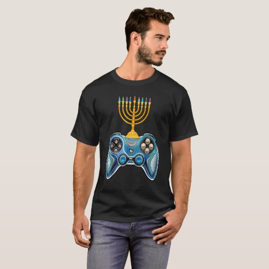 Video Game Controller Hanukkah 2022 Menorah Candle T-shirt (Voorkant volledig)