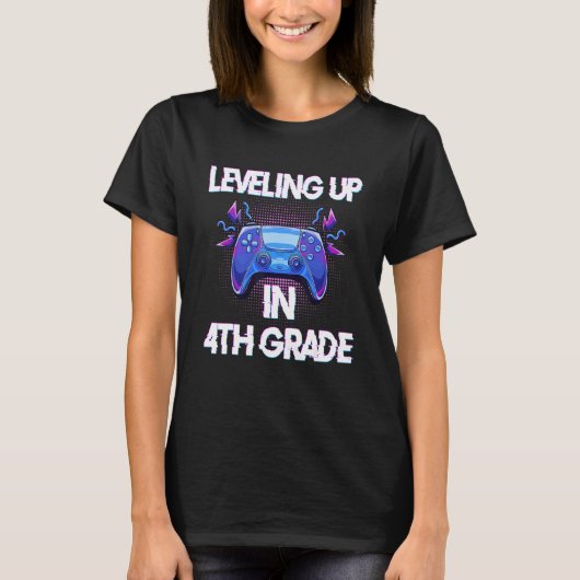 Video Gaming   for students Leveling up in Fourth  T-shirt (Voorkant)