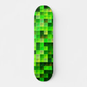 Videogamepixels groen vierkant patroon skateboard (Voorkant)
