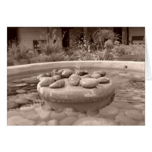 Vieille fontaine de ville