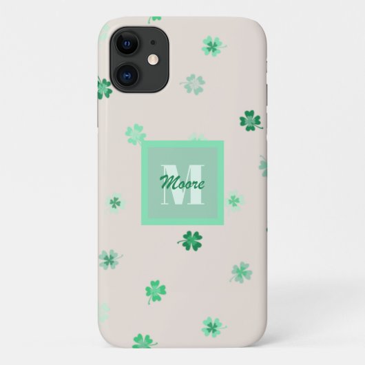 Vier Bladklavers verspreid over cement wit Case-Mate iPhone Case (Achterkant)