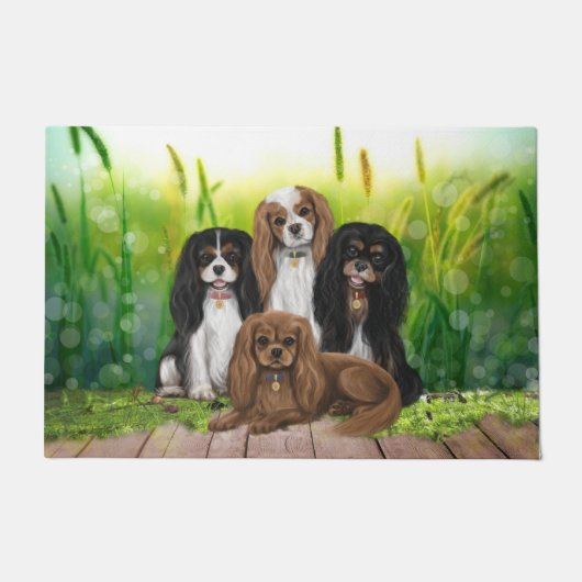 Vier Cavalier King Charles Spaniels in Flowers do Deurmat (Voorkant)