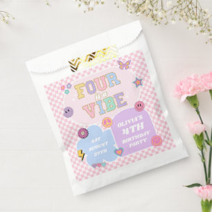 Vier is een Vibe Preppy Patch 4e verjaardagsfeestj Bedankzakje