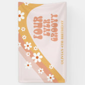 Vier keer Groovy Retro Daisy 4e verjaardag banner (Verticaal)