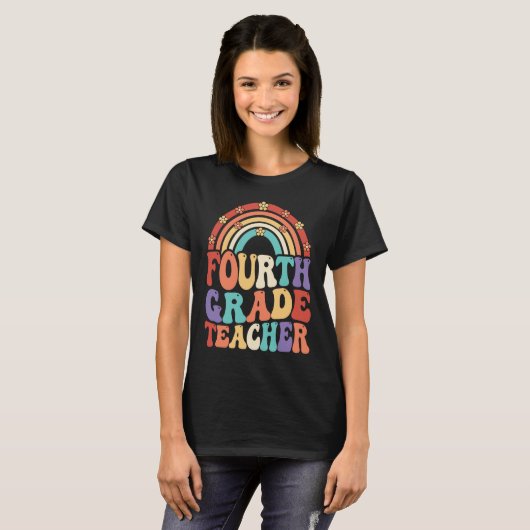 Vierde graad leraar Groovy regenboog terug naar sc T-shirt (Voorkant volledig)